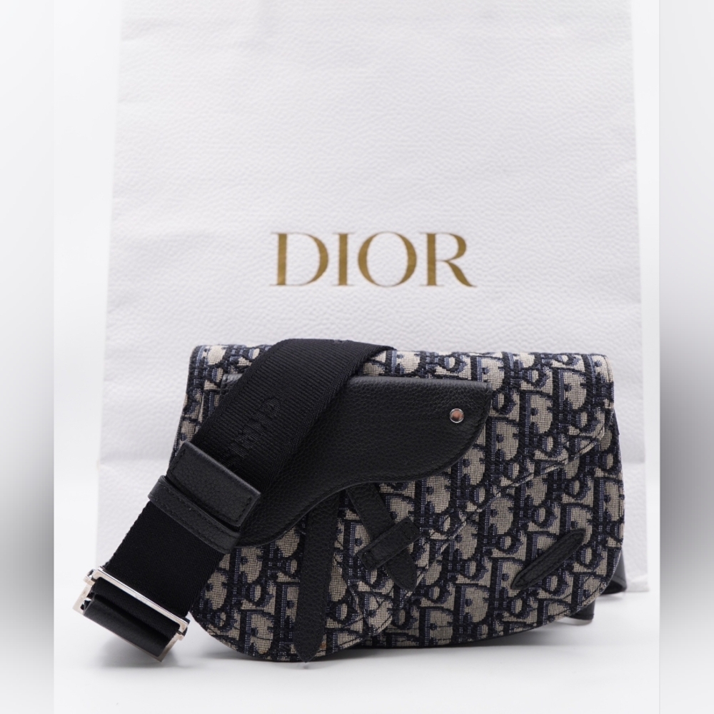 BN03 ❤️ Christian Dior Oblique Saddle Messenger Pouch